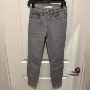 GAP Women's Skinny Striped Black Jeans